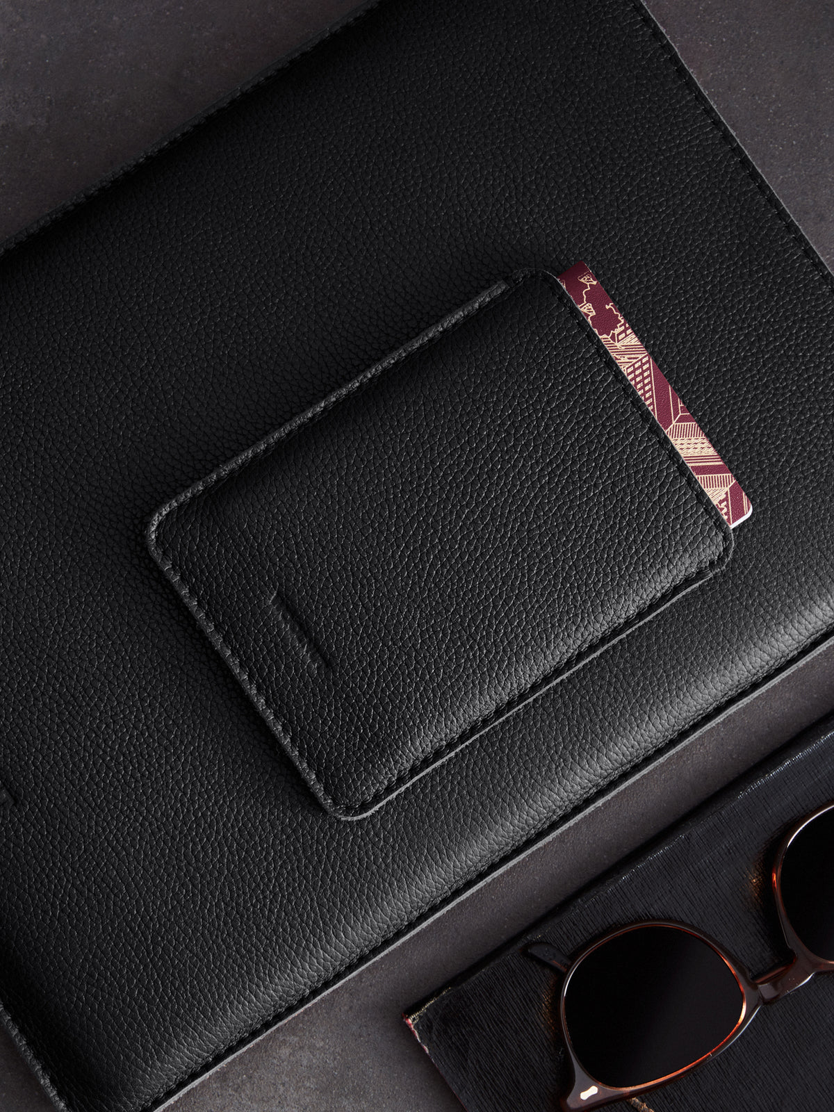 Woolnut Leather Sleeve for Passport - Black